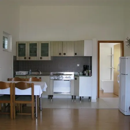 Apartamento With A Parking Space Palit, Rab - 16356
