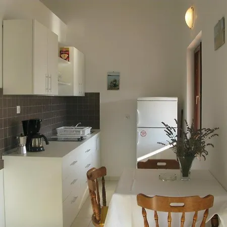 With A Parking Space Palit, Rab - 16356 Apartamento Mundanije
