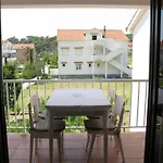 דירה With Parking Space Palit, Rab - 16356 *