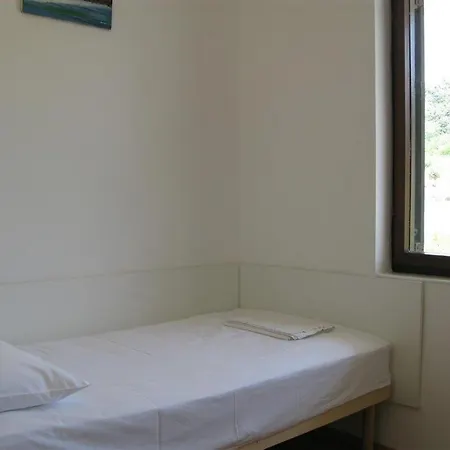 With A Parking Space Palit, Rab - 16356 Apartmán *