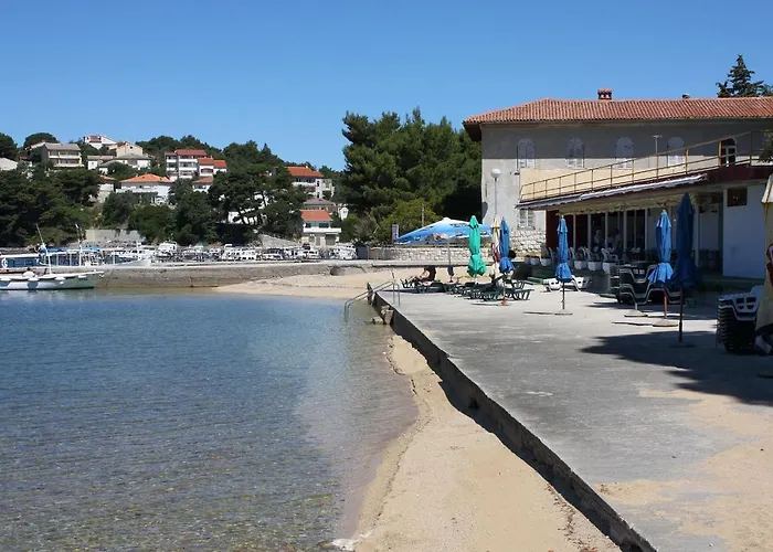 Διαμέρισμα With Parking Space Palit, Rab - 16356 Mundanije